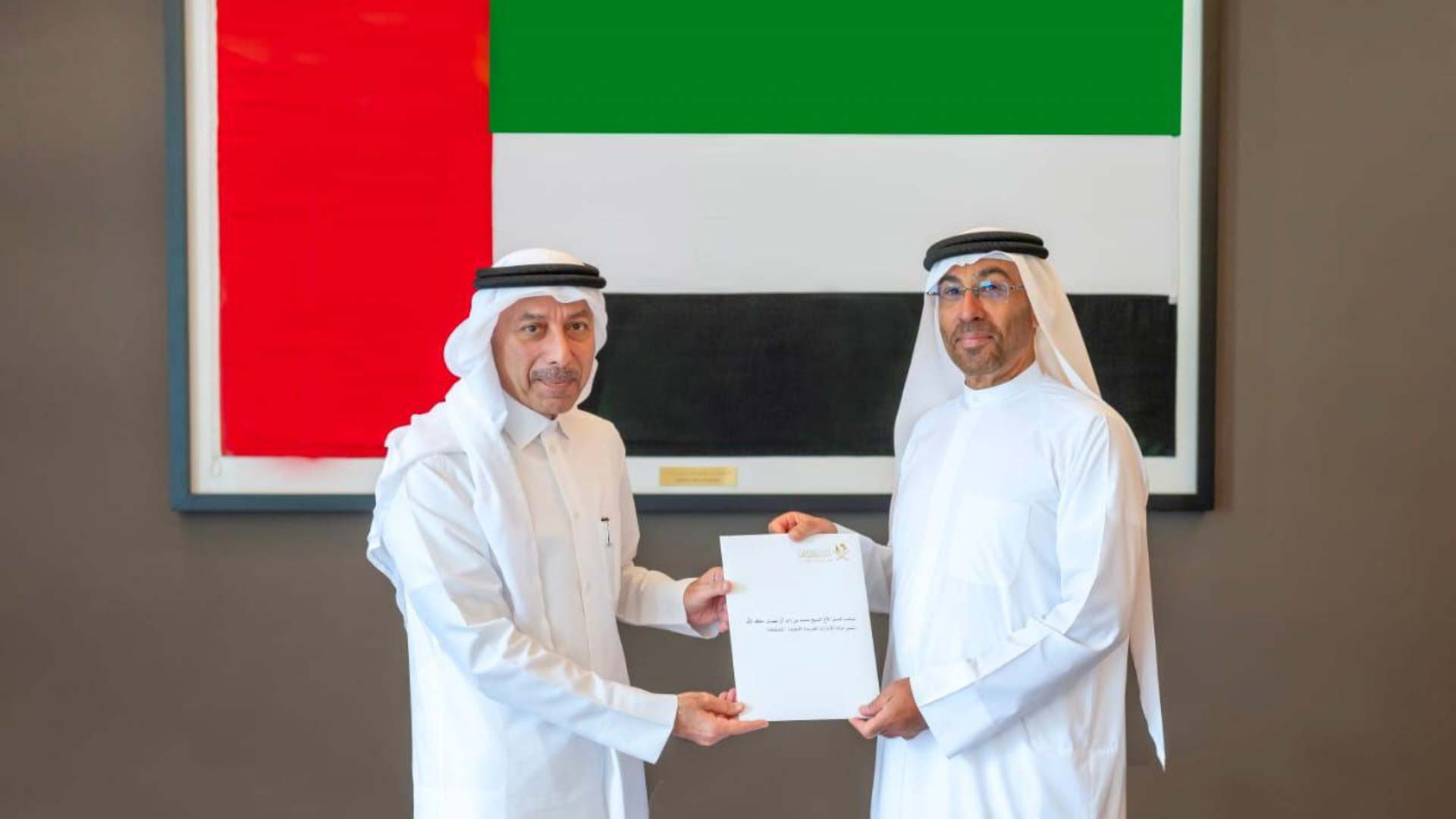 صورة بعنوان: رئيس الدولة يتلقى دعوة أمير قطر للمشاركة بقمة حوار التعاون الآسيوي 