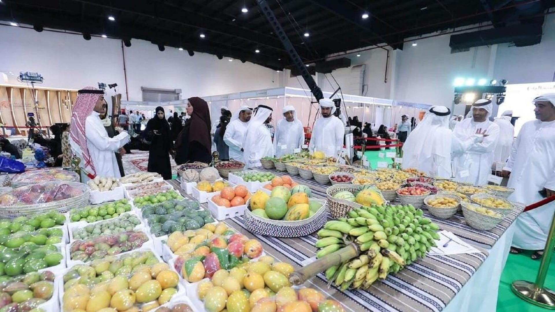 صورة بعنوان: الذيد للرطب يستعرض أبرز التقنيات الحديثة ومنتجات الزراعة العضوية 