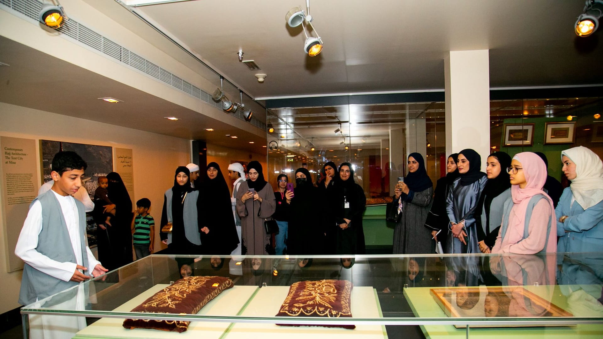 صورة بعنوان: هيئة الشارقة للمتاحف تفتح باب التسجيل في برنامجها المتخصص "سفراء" 