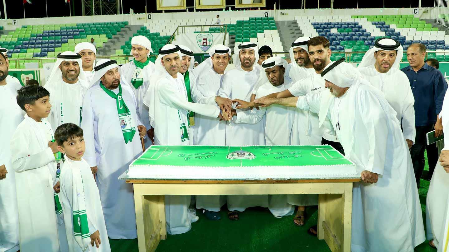 صورة بعنوان: وسط حضور غفير..نادي دبا الحصن يحتفي بأبطال الصعود لدوري المحترفين 