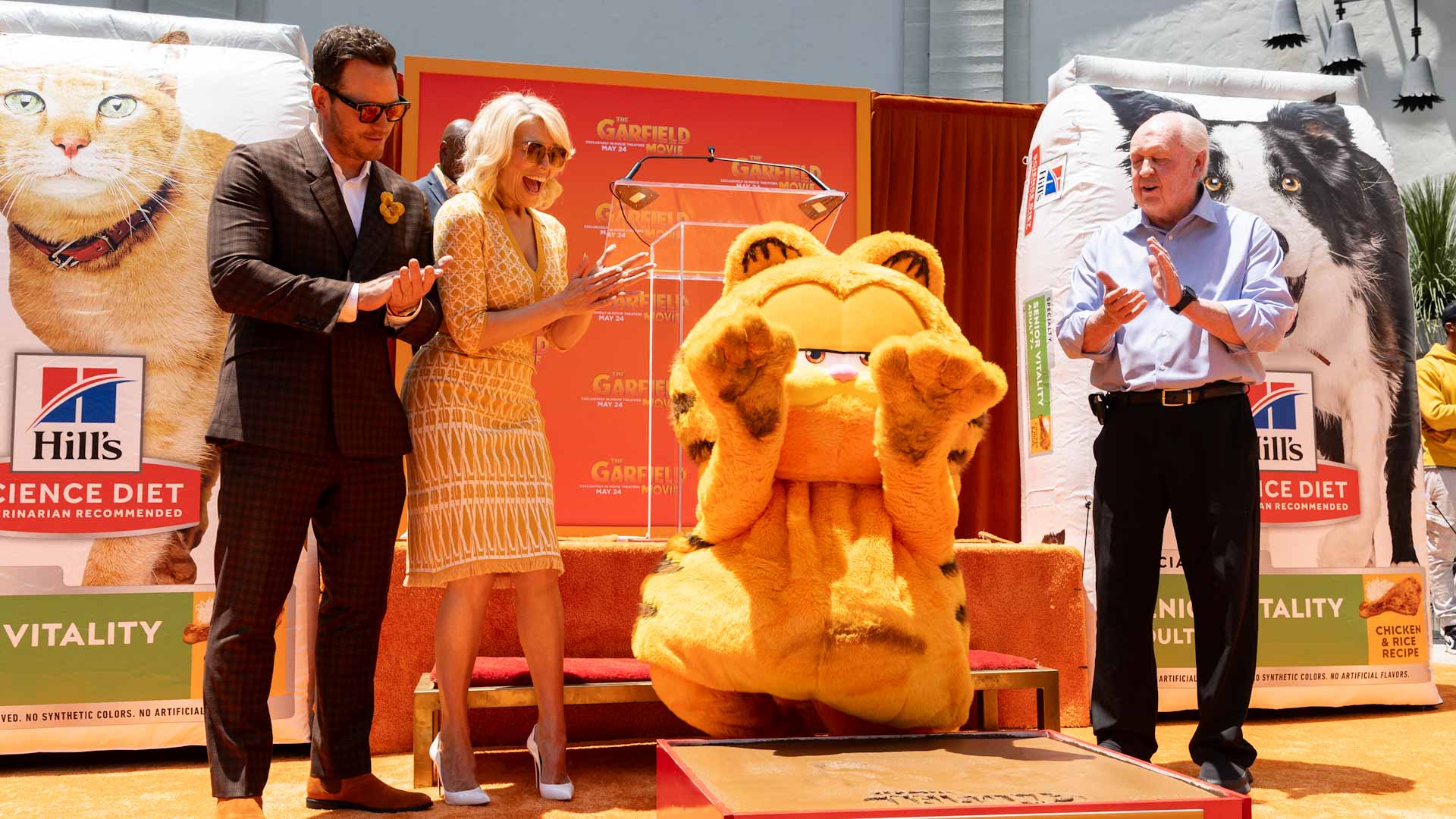 صورة بعنوان: بجدارة.. فيلم "غارفيلد" يتصدر شباك التذاكر في الصالات الأميركية 