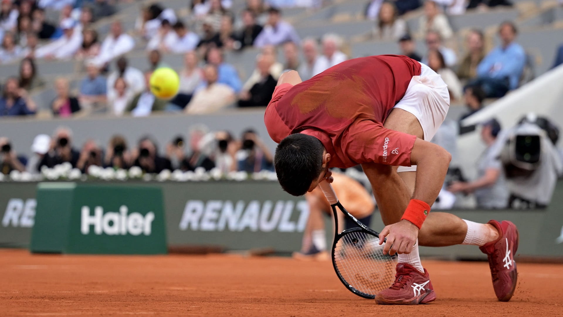 صورة بعنوان: ديوكوفيتش ينسحب من بطولة فرنسا المفتوحة للتنس "رولان جاروس" 