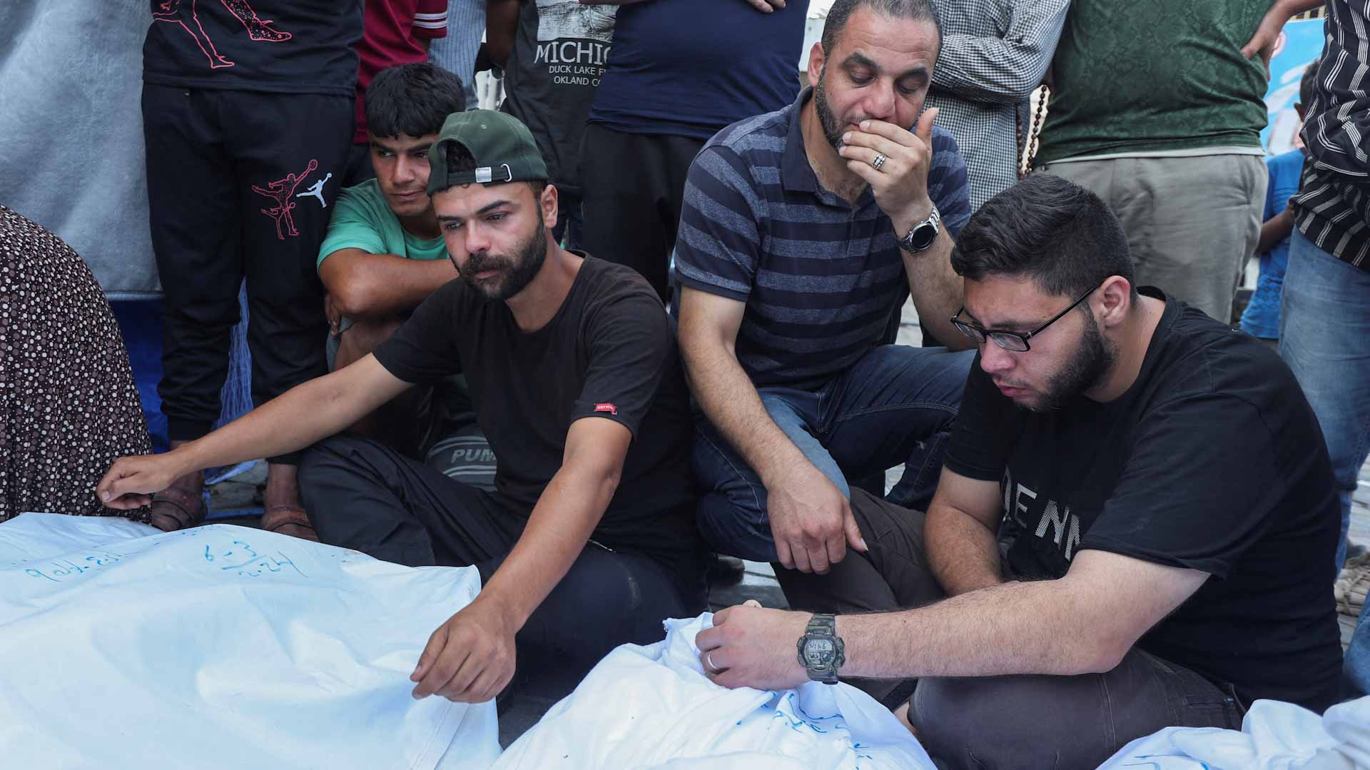 صورة بعنوان: صحة غزة: 36550 فلسطينياً قتلوا في الهجوم الإسرائيلي منذ 7 أكتوبر 