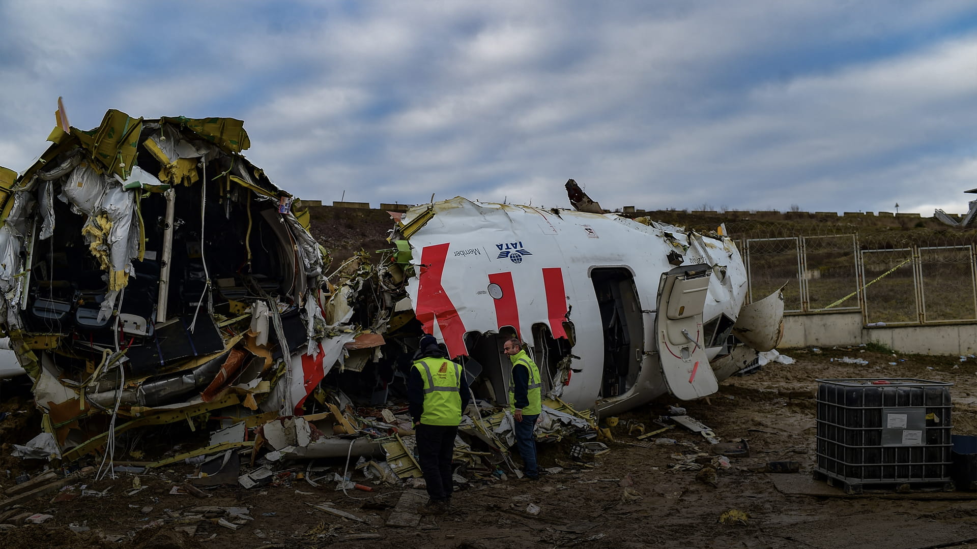 صورة بعنوان: في تركيا.. تحطم مروحية عسكرية يودي بحياة طيارَين اثنين 