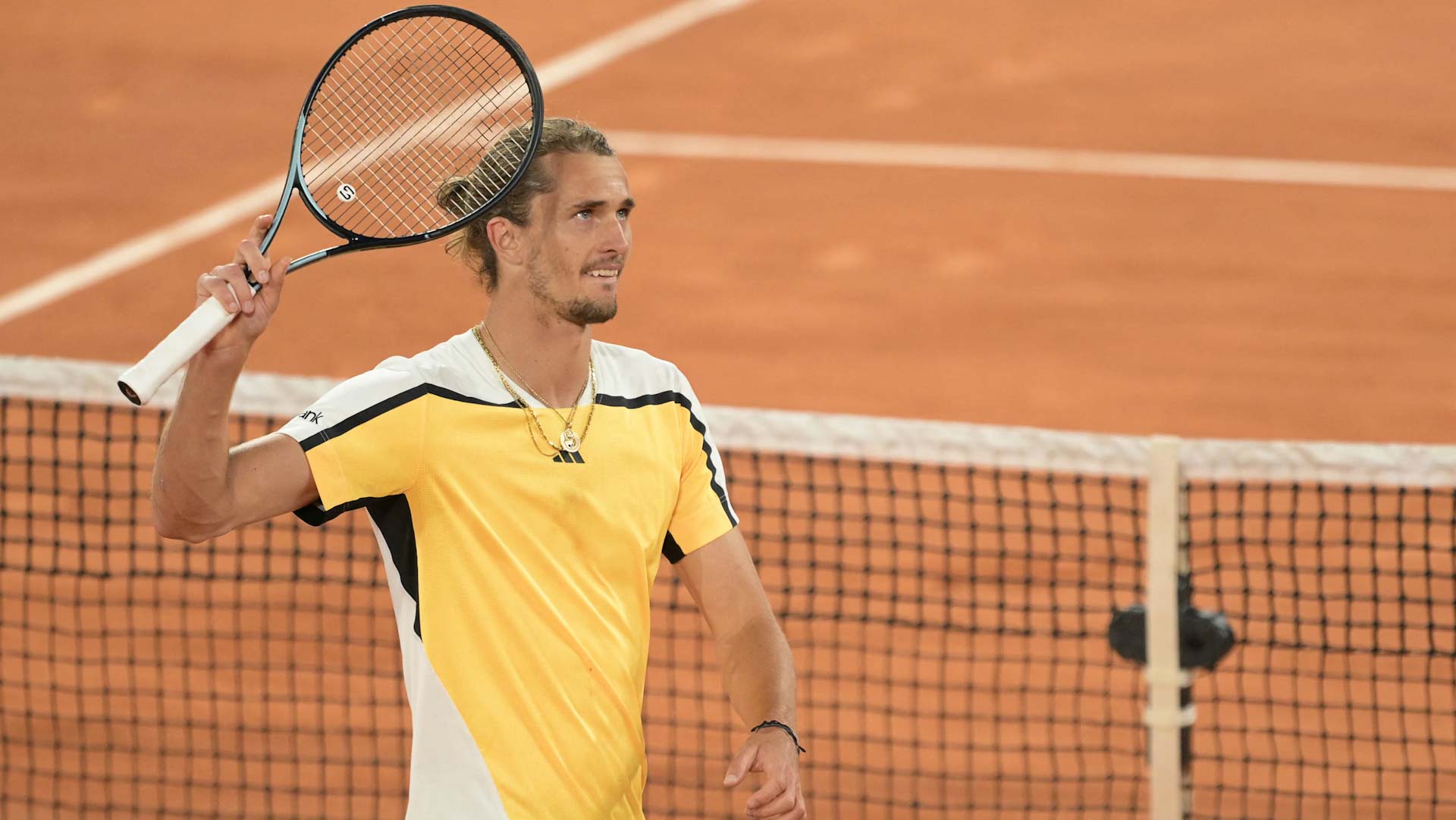 صورة بعنوان: الألماني زفيريف يتأهل إلى نهائي بطولة فرنسا المفتوحة للتنس 