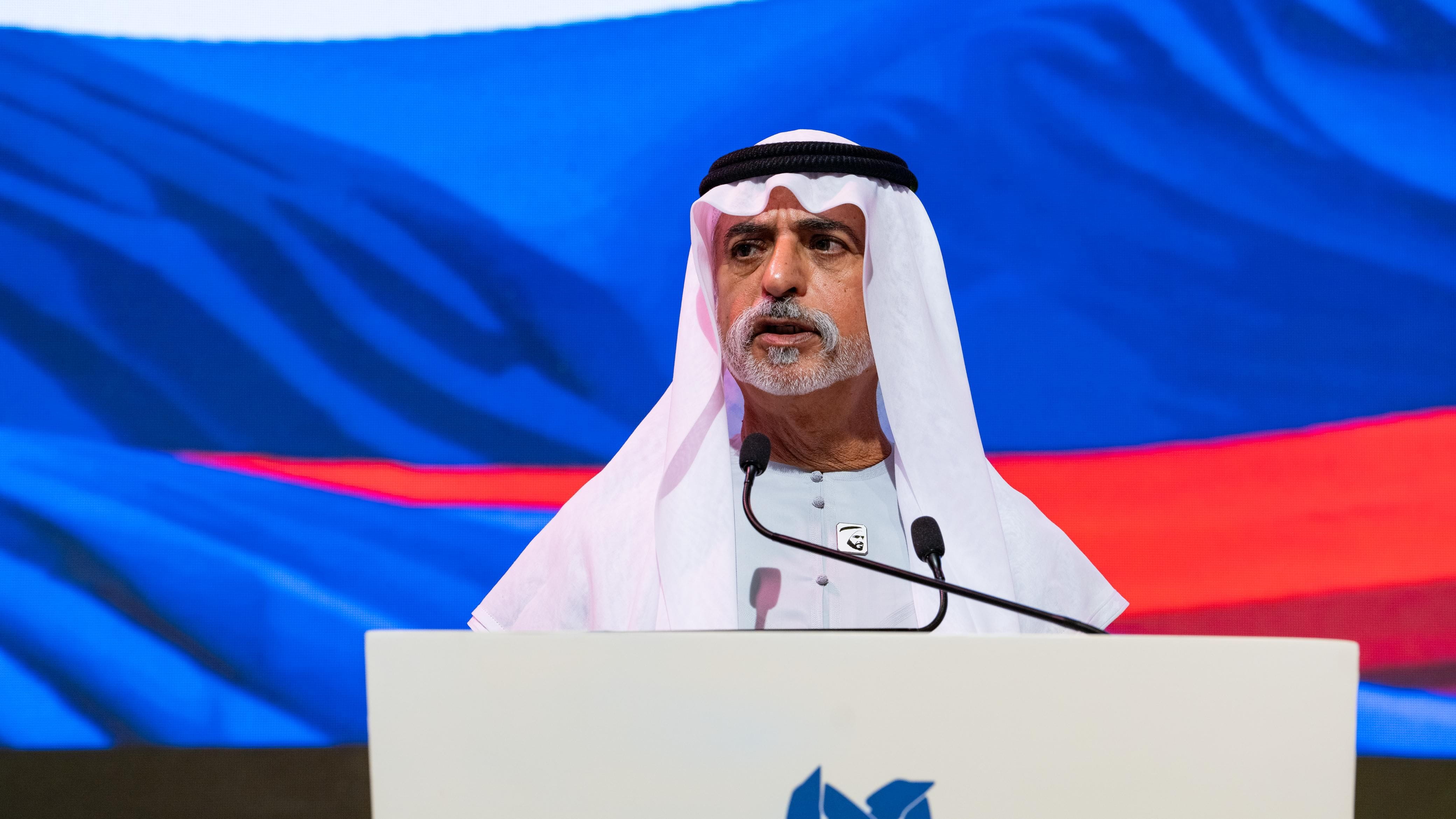 صورة بعنوان: نهيان بن مبارك يشهد احتفالية "الإمارات تحب الفلبين" 