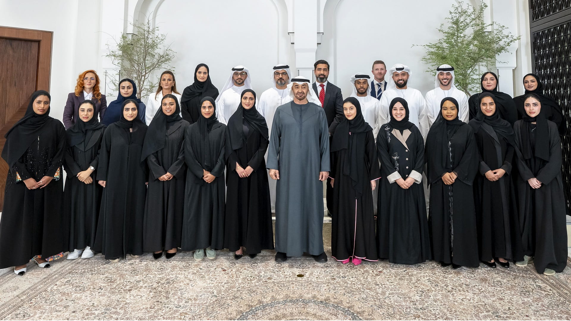 Image for the title: Mohamed bin Zayed welcomes UAE Pavilion teams from Expo 2023 Doha 