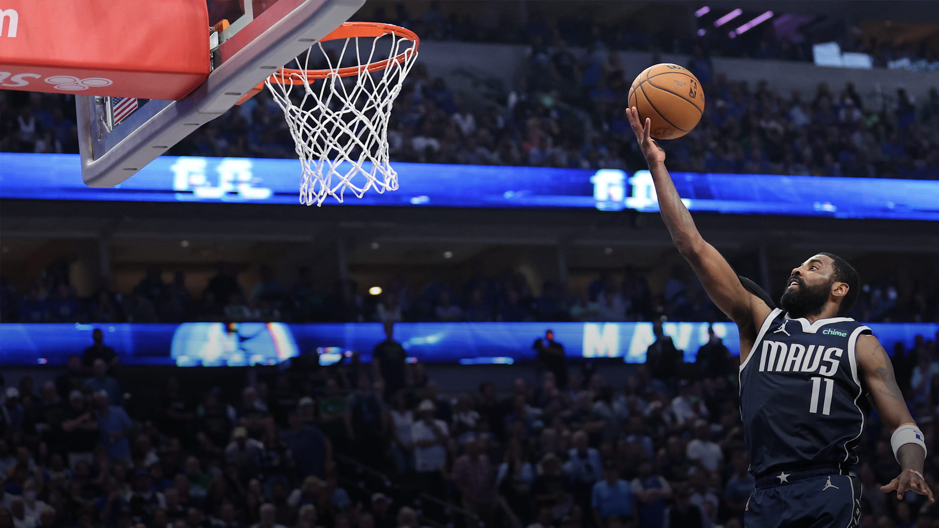 صورة بعنوان: سلتيكس يفوز على مافريكس ويقترب من التتويج بدوري كرة السلة الأميركي 