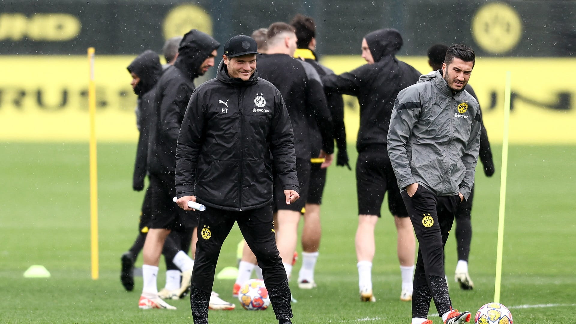 صورة بعنوان: بوروسيا دورتموند يتعاقد مع المدرب نوري شاهين 