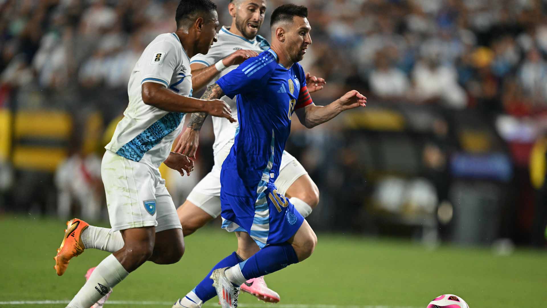 صورة بعنوان: منتخب الأرجنتين يقسو على غواتيمالا ودياً استعداداً لكوبا أميركا 