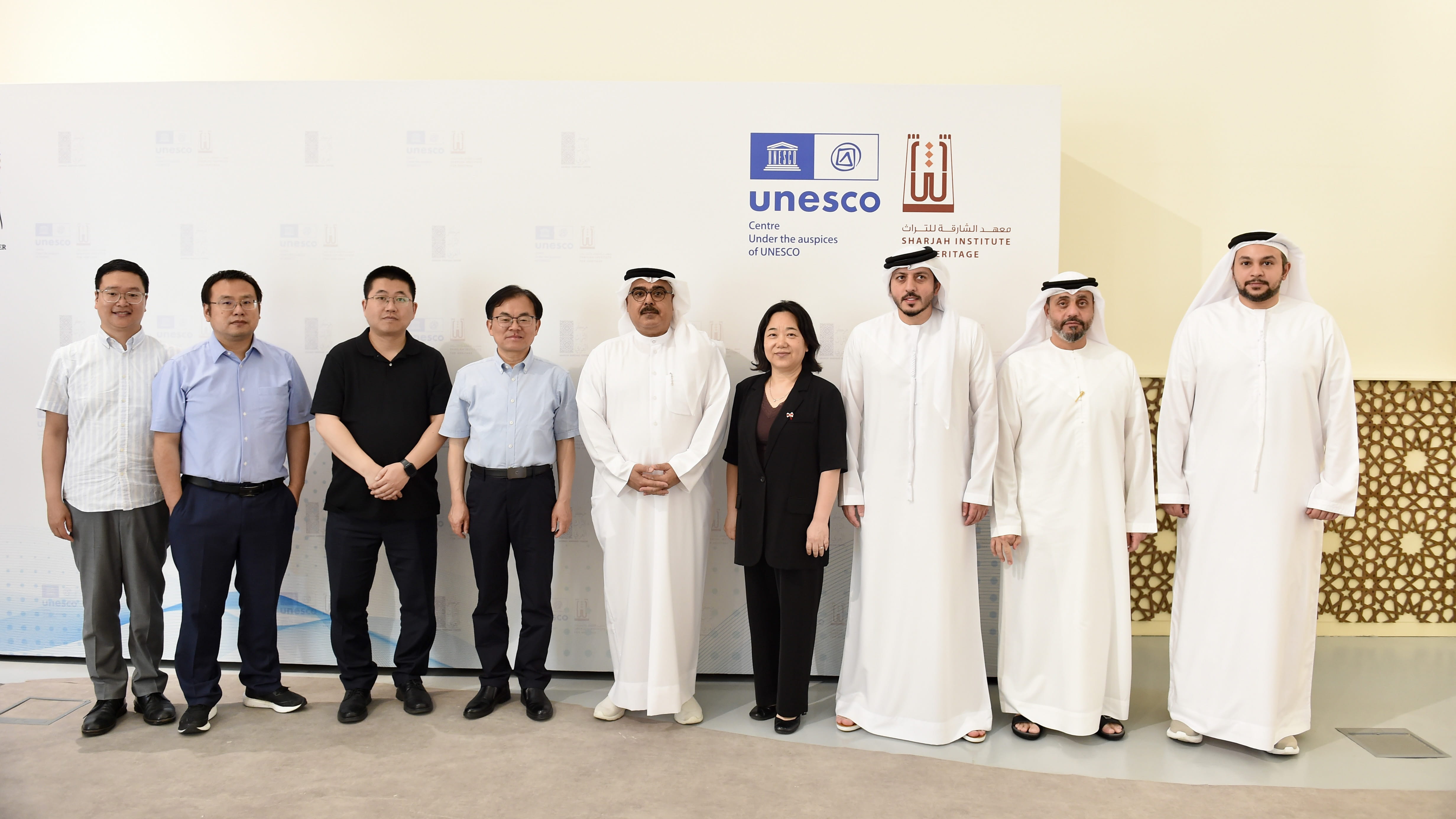 Image for the title: SIH and Zhejiang University enhance cultural cooperation 