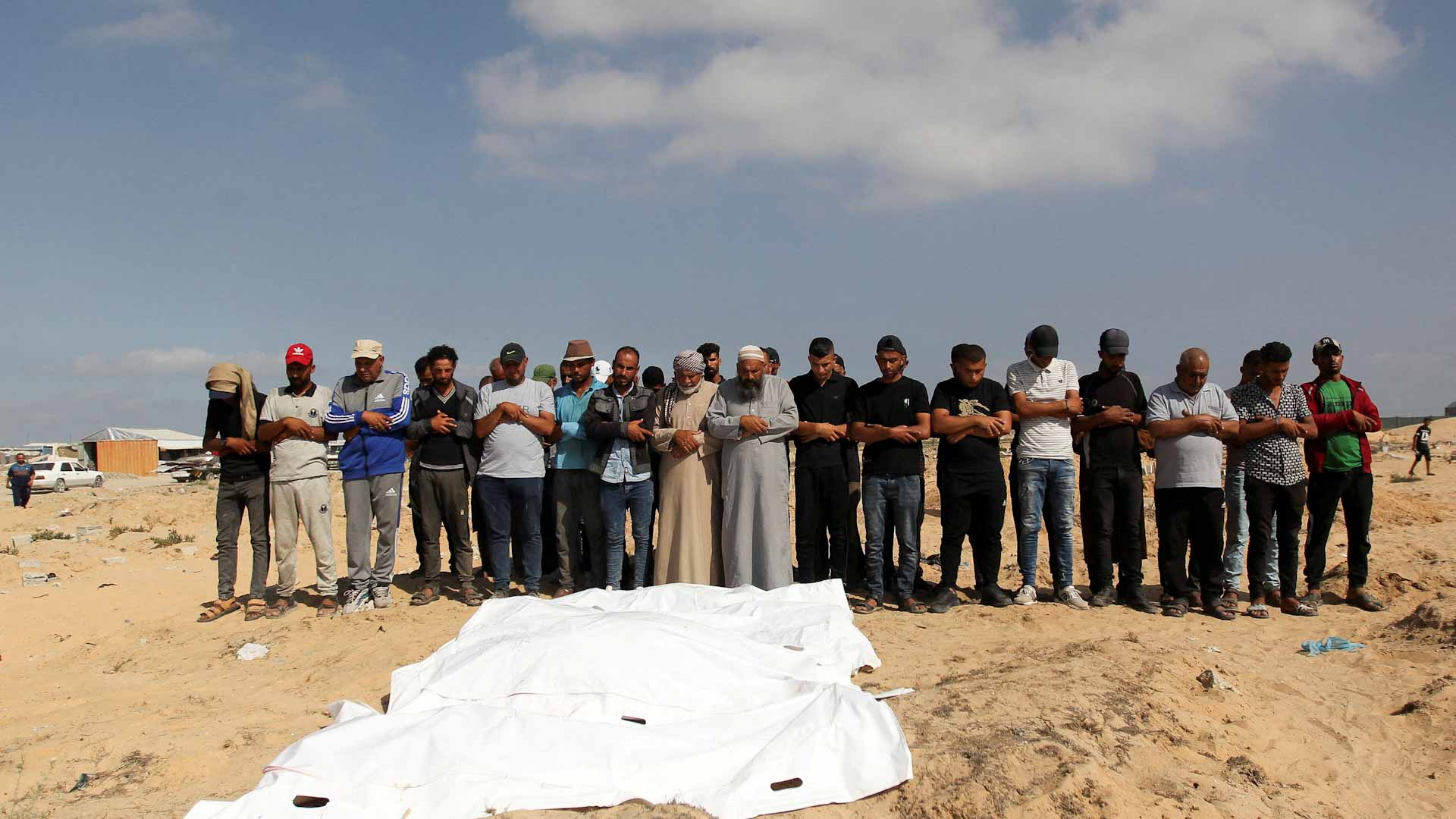 صورة بعنوان: وفاة 37431 فلسطينياً في الهجوم الإسرائيلي على القطاع منذ 7 أكتوبر 