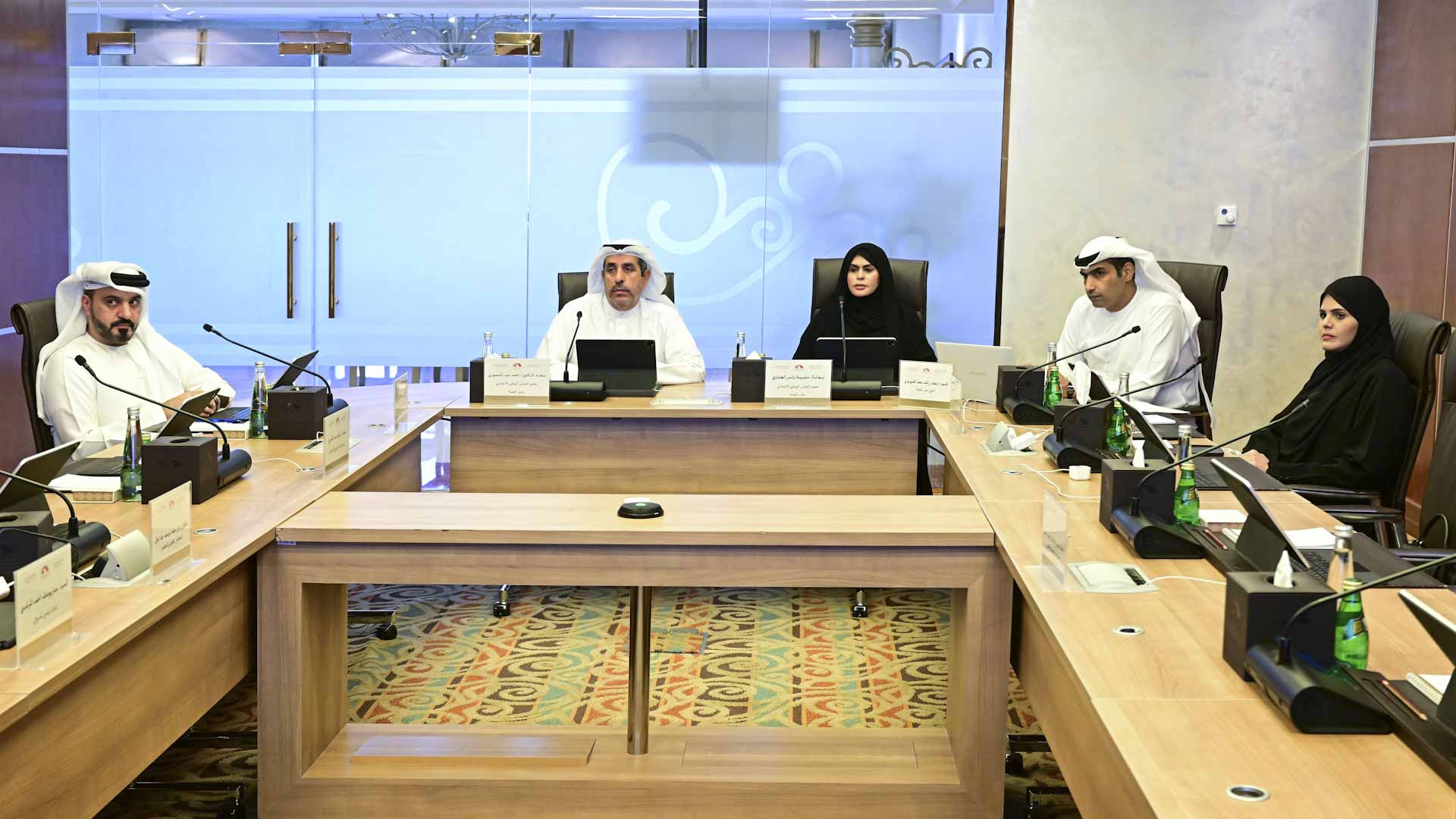 صورة بعنوان: "تشريعية الوطني" تعتمد تقرير استراتيجيةالحكومة بشأن البحث والتطوير 