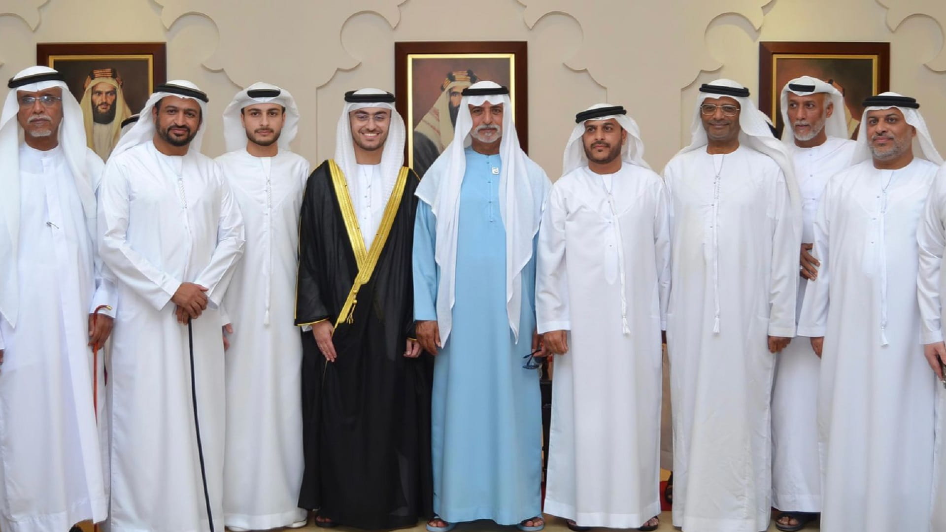 صورة بعنوان: نهيان بن مبارك يحضر أفراح الصيعري والكثيري 