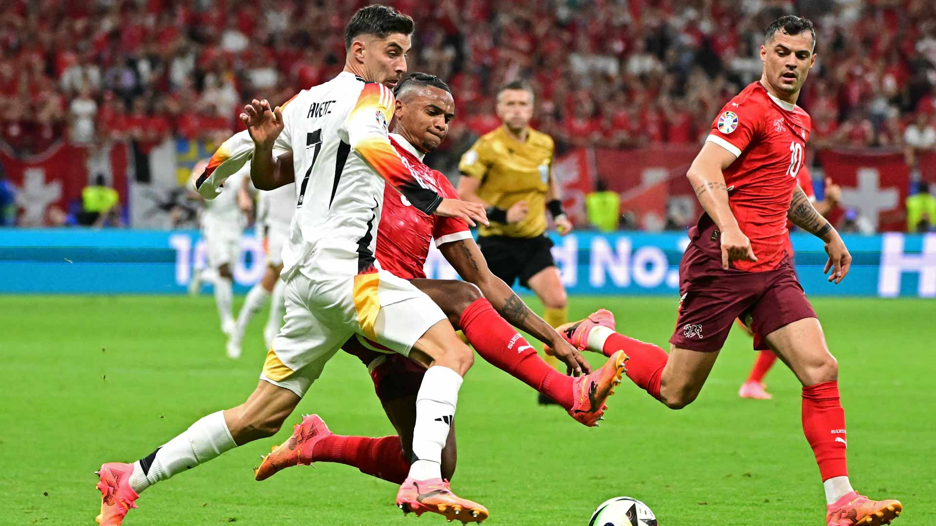 صورة بعنوان: ألمانيا تخطف صدارة المجموعة الأولى في يورو 2024  