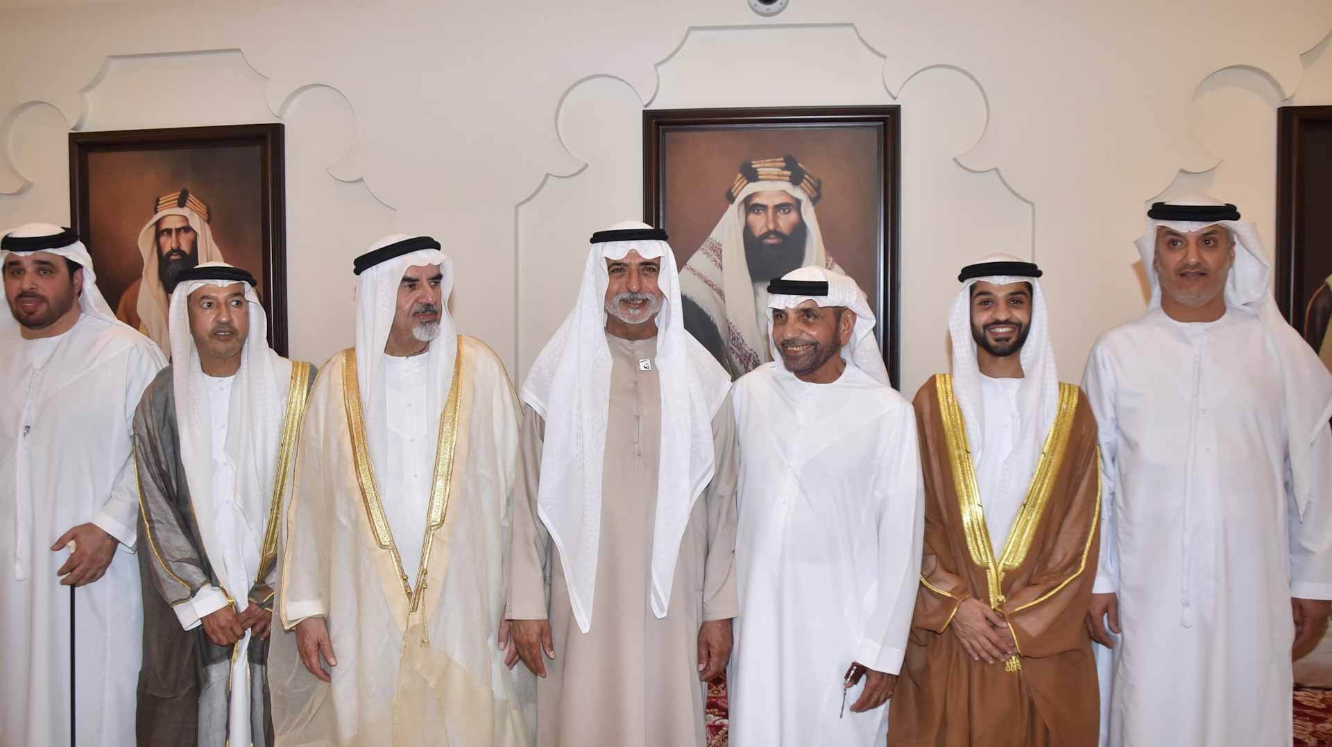 صورة بعنوان: نهيان بن مبارك يحضر أفراح العواني والشامسي 