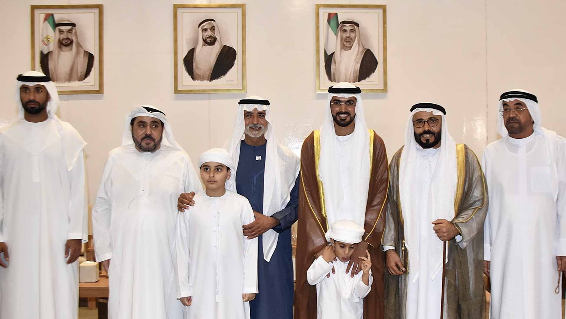 صورة بعنوان: نهيان بن مبارك يحضر أفراح القبيسي والراشدي 