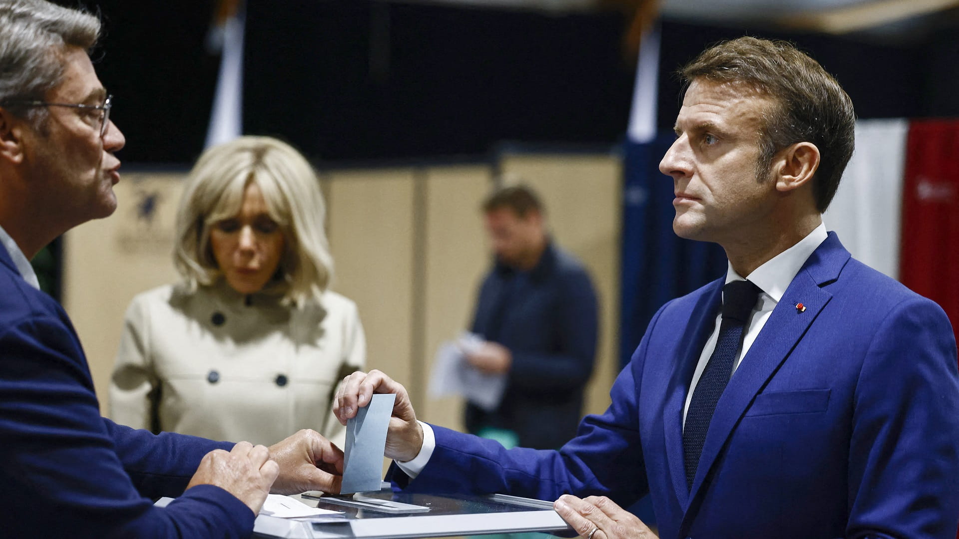 صورة بعنوان: اليمين المتطرف يتصدر نتائج الدورة الأولى لانتخابات فرنسا التشريعية 