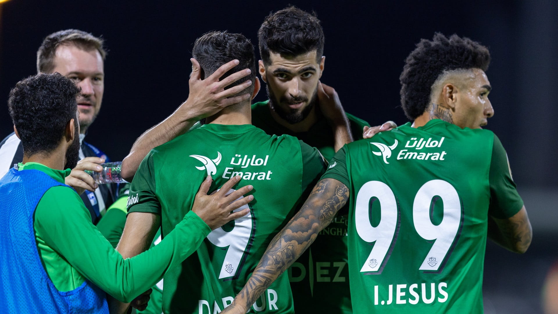 صورة بعنوان: شباب الأهلي يفوز على خورفكان بدوري أدنوك للمحترفين 