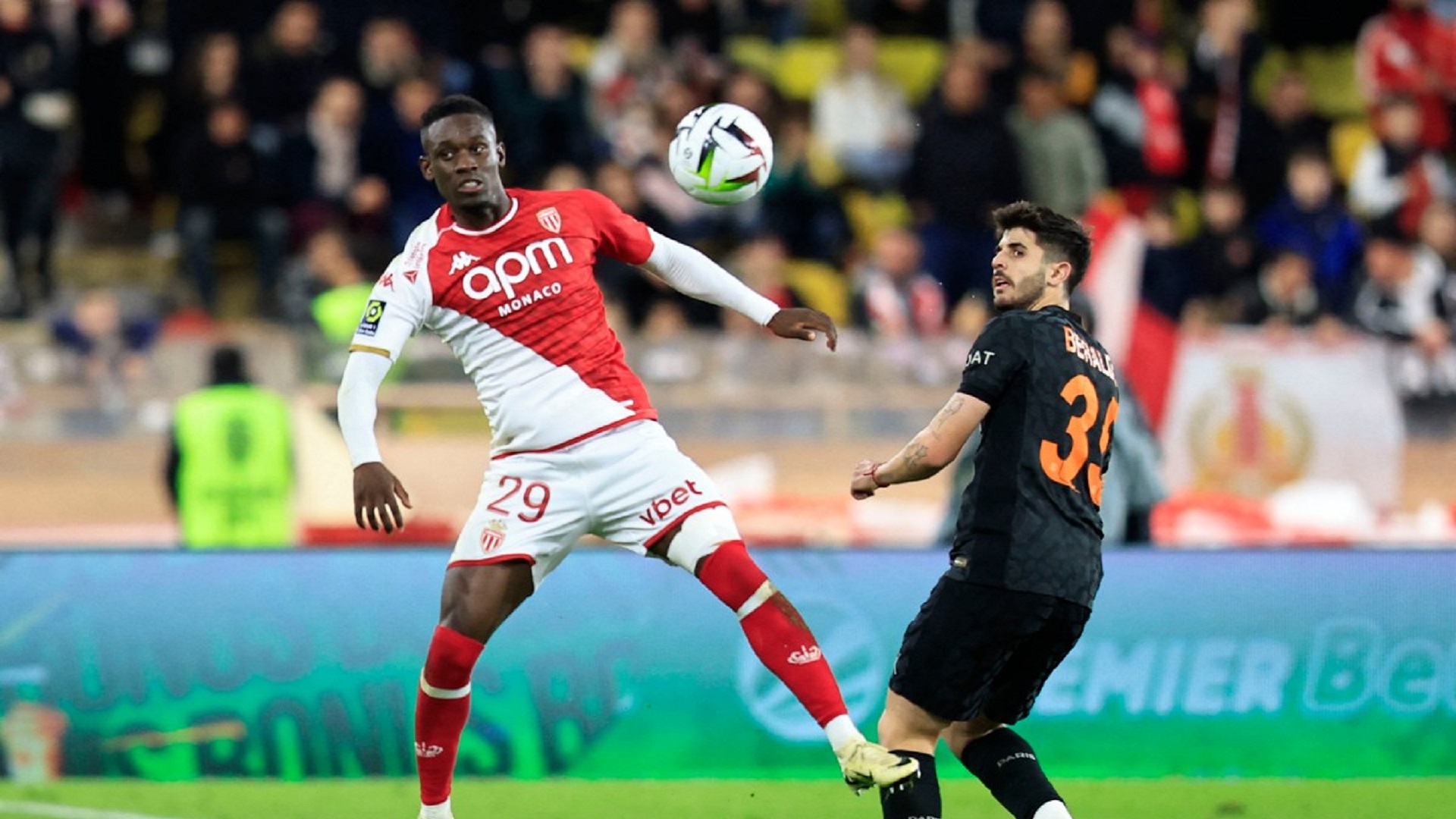 صورة بعنوان: موناكو يخطف نقطة ثمينة من باريس سان جيرمان بالدوري الفرنسي 