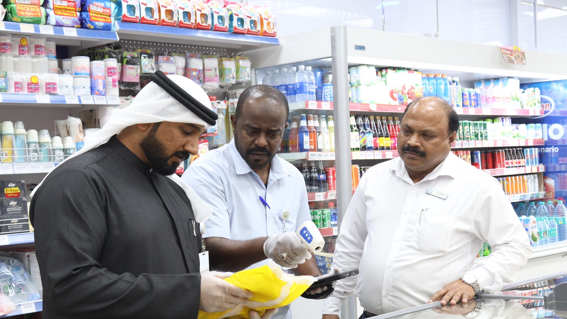 صورة بعنوان: بلدية مدينة خورفكان تستقبل الشهر الفضيل بحزمة من التجهيزات 