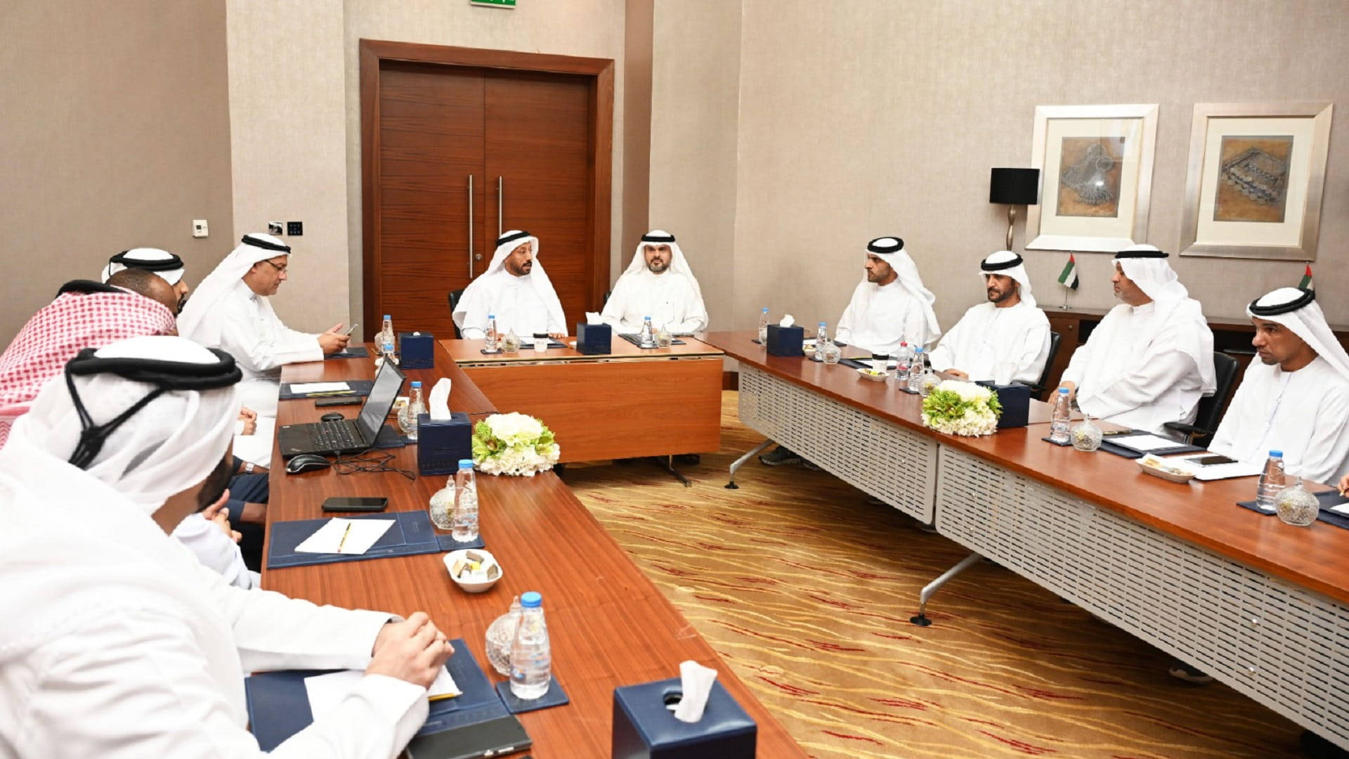 Image for the title: SCCI, SRERD discuss plans for Sharjah Real Estate Exhibition 