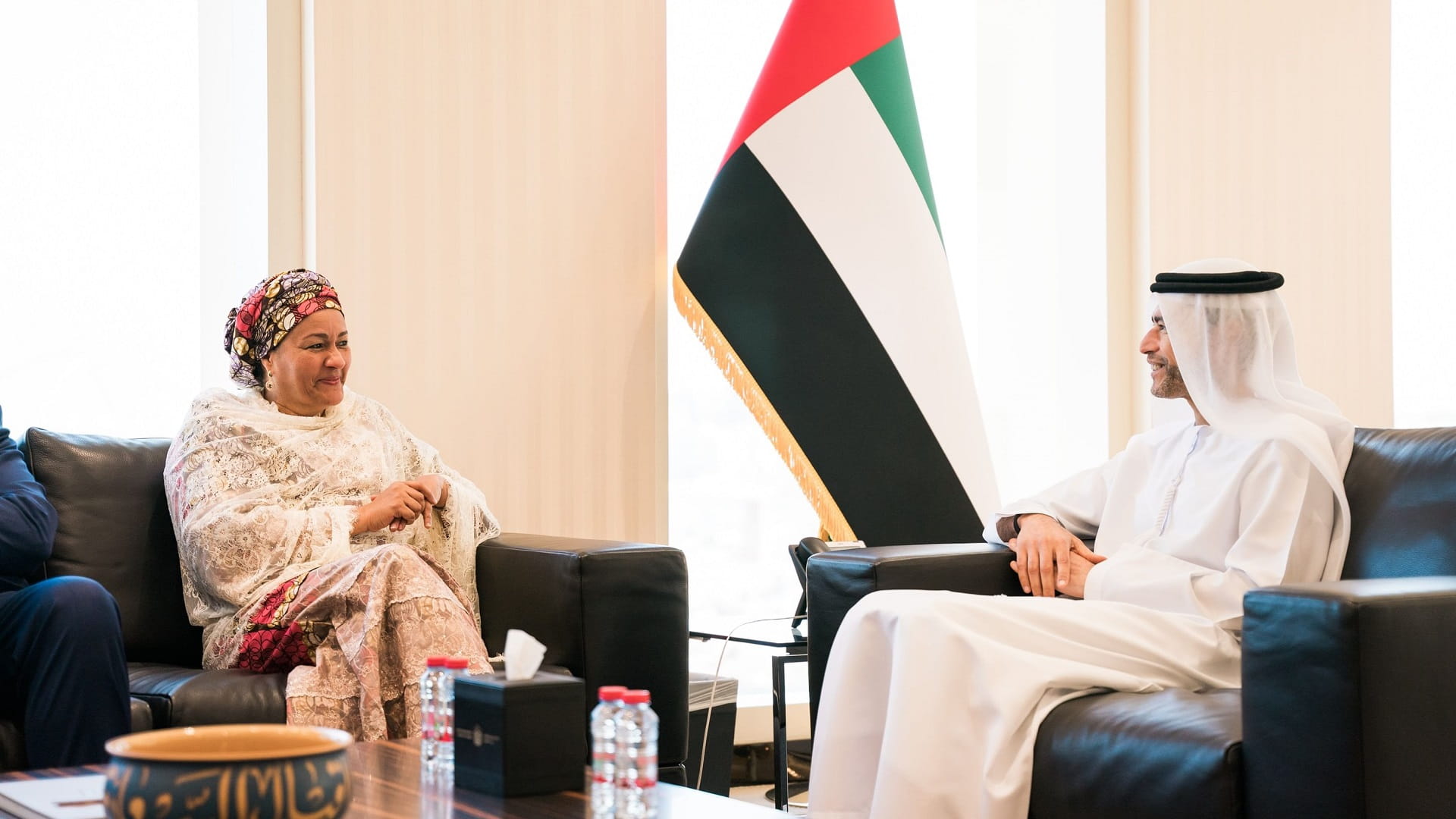 صورة بعنوان: محمد الحسيني يلتقي نائب الأمين العام للأمم المتحدة 