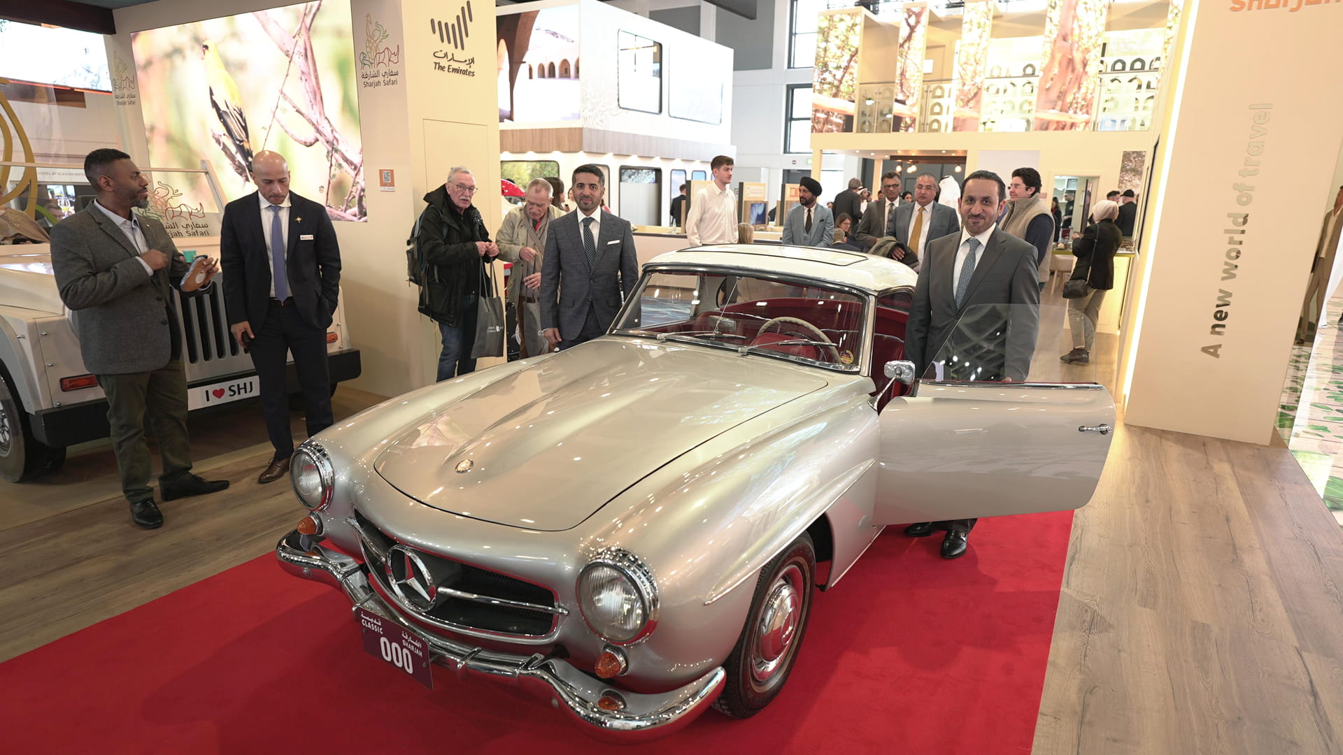 صورة بعنوان: "الشارقة للسيارات القديمة" يضيء على تراث المركبات الألمانية 