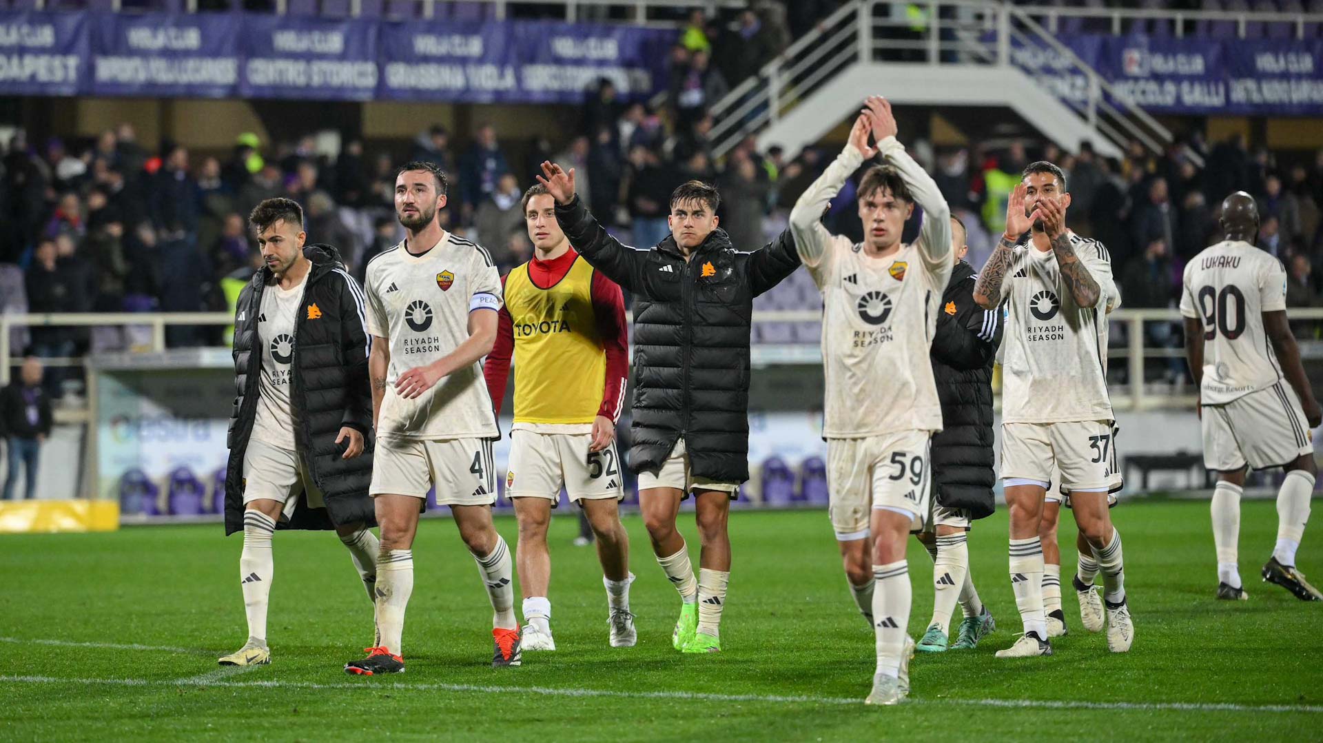 صورة بعنوان: روما يخطف تعادلاً صعباً من فيورنتينا في الدوري الإيطالي 