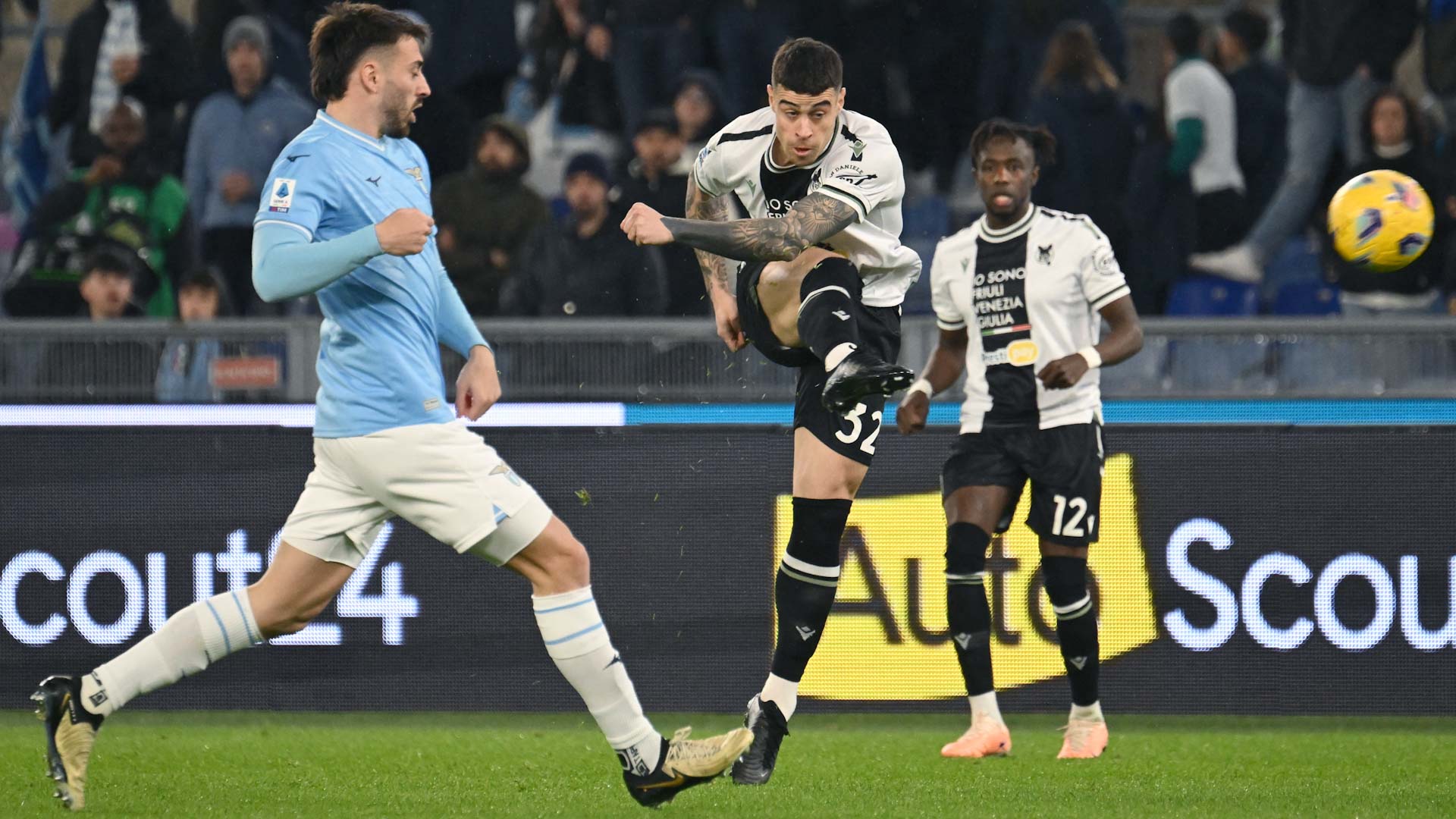 صورة بعنوان: أودينيزي يخطف فوزاً ثميناً من لاتسيو في الدوري الإيطالي 