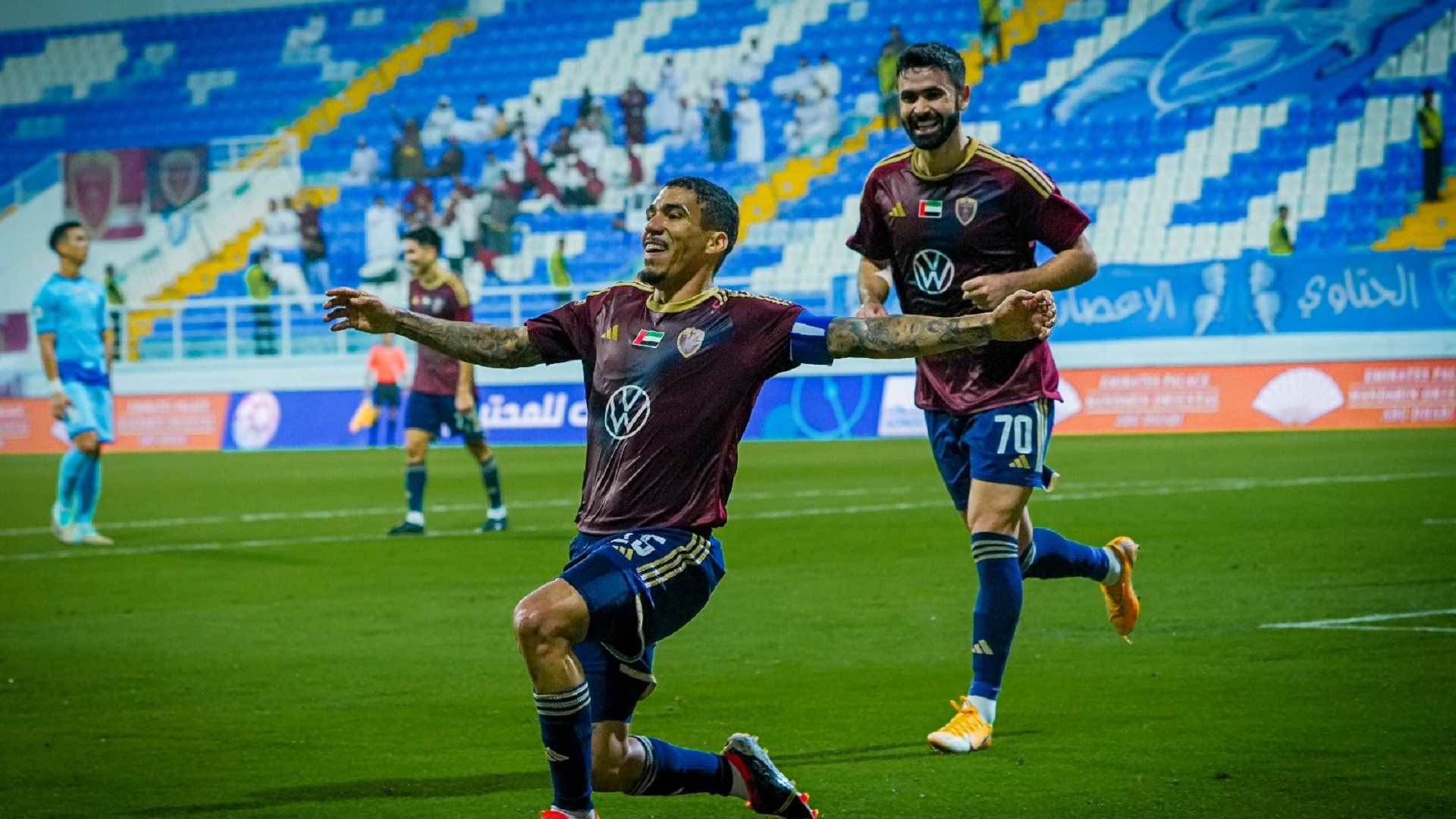 صورة بعنوان: الوحدة يفوز على حتا برباعية نظيفة في دوري أدنوك للمحترفين 