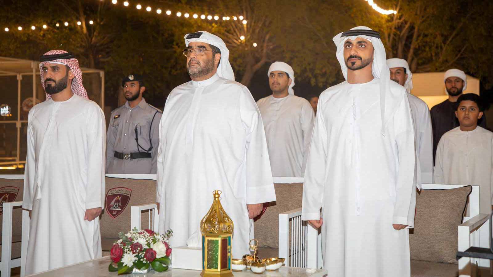 صورة بعنوان: كمبادرة مشتركة.. نادي الحمرية يفتتح القرية الرمضانية 