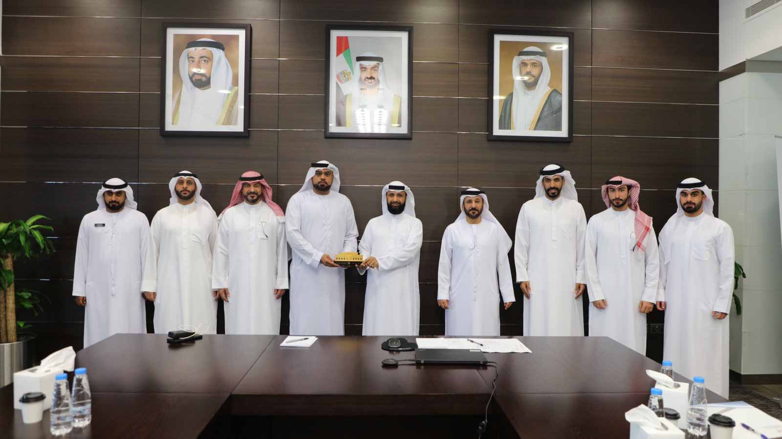 صورة بعنوان: مع طرق الشارقة..مجلس الخروس يبحث سبل تطوير البنية التحتية بالضاحية 