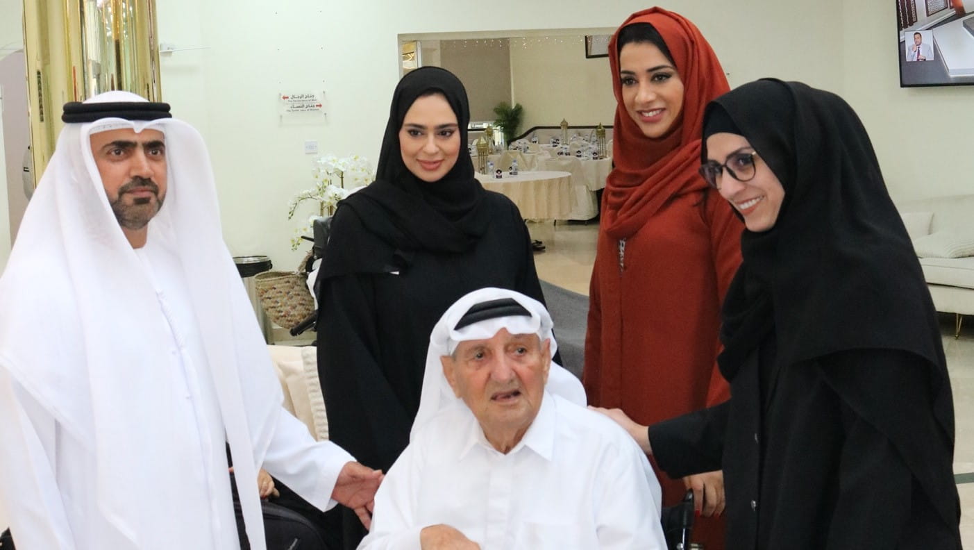 Image for the title: SCC Committee shares Iftar with the elderly at the nursing home  