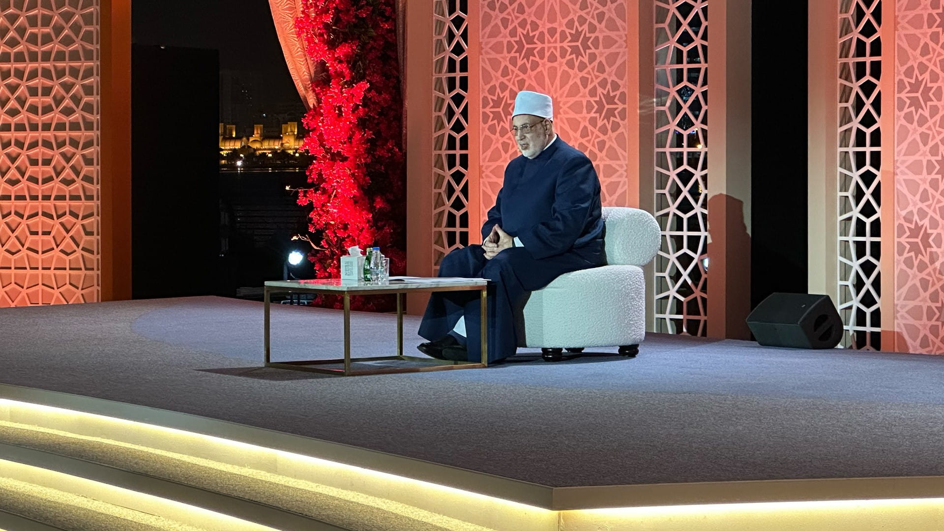 Image for the title: Sharjah Ramadan Majlis hosts the Undersecretary of Al-Azhar 