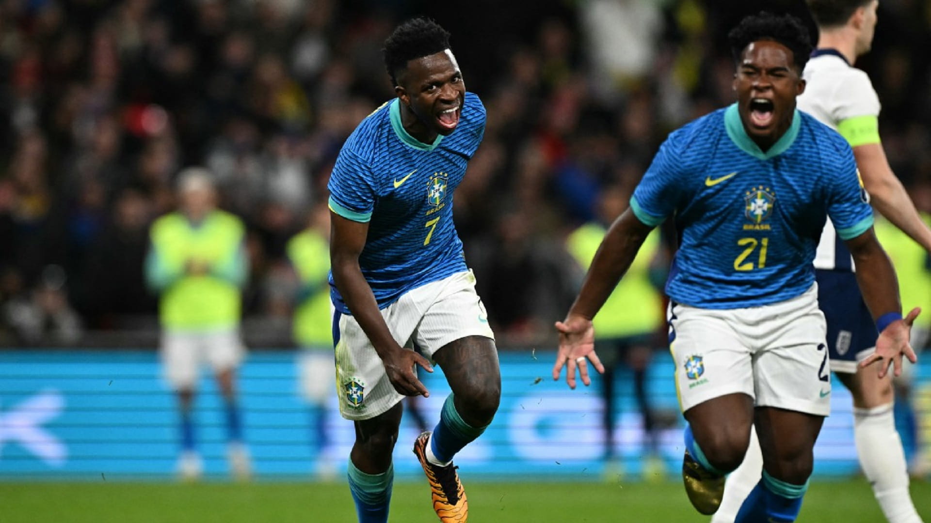 صورة بعنوان: منتخب البرازيل يفوز على إنجلترا في "ويمبلي" ودياً 