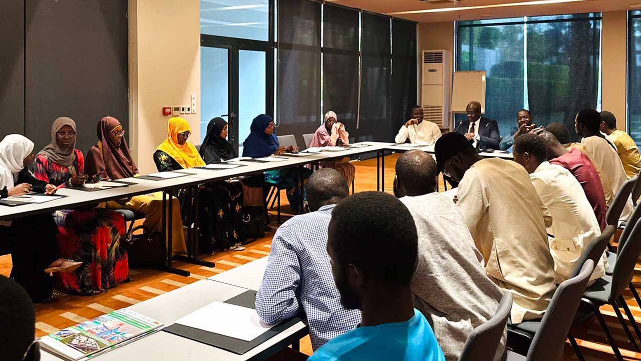 صورة بعنوان: في دكار..الجامعة القاسمية تلتقي بخريجيها من جمهورية السنغال 