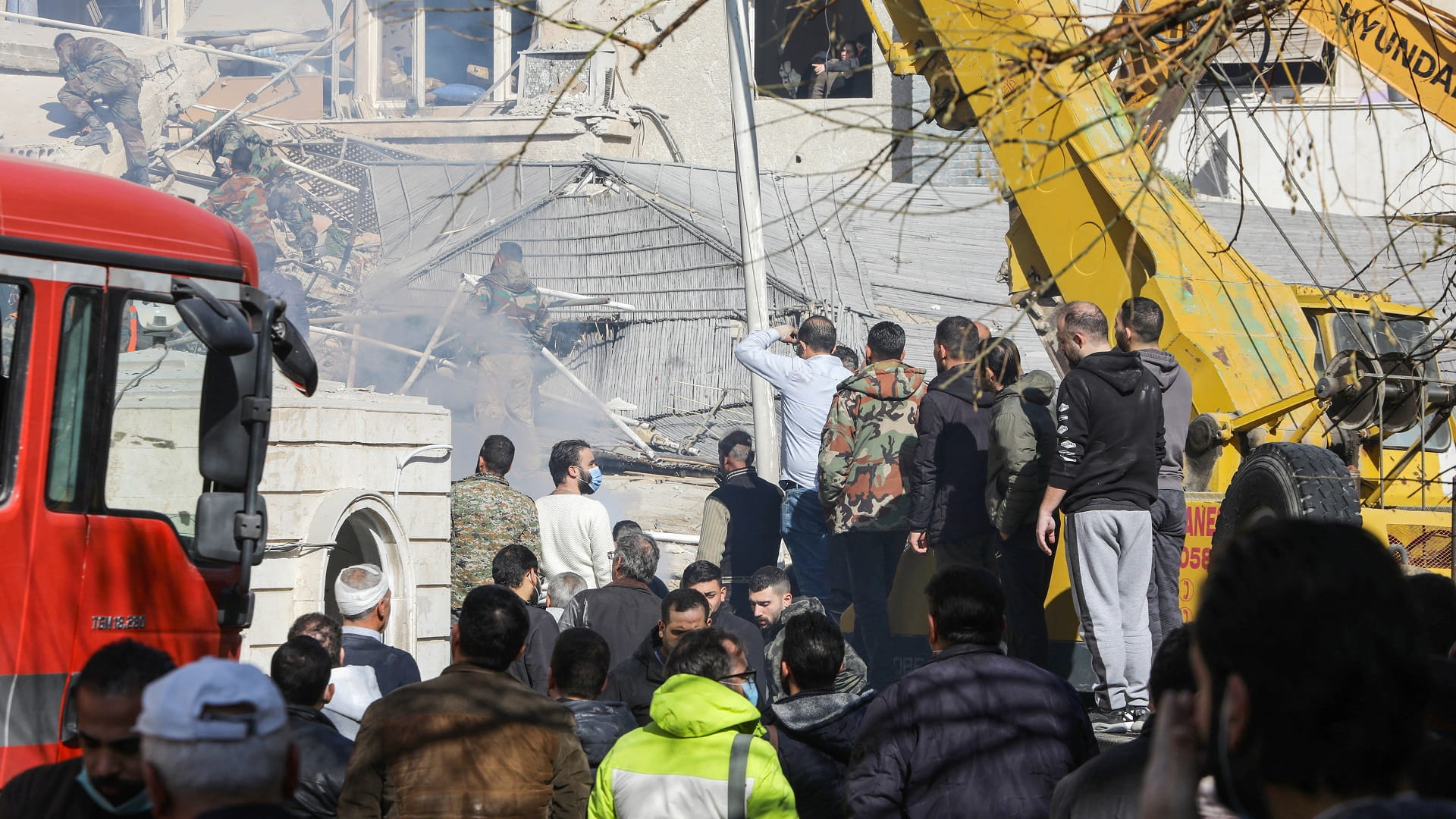 Image for the title: Israeli strike killed 52, including 38 Syrian soldiers near Aleppo 