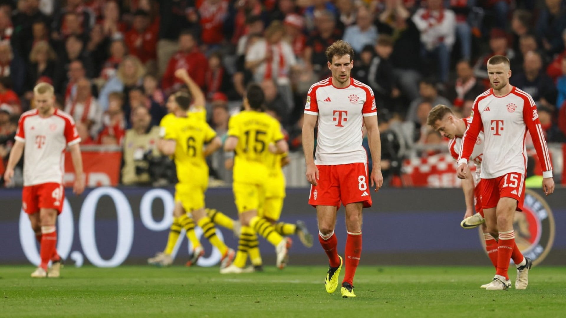 صورة بعنوان: دورتموند يتغلب على بايرن ميونخ بهدفين دون رد بالدوري الألماني 
