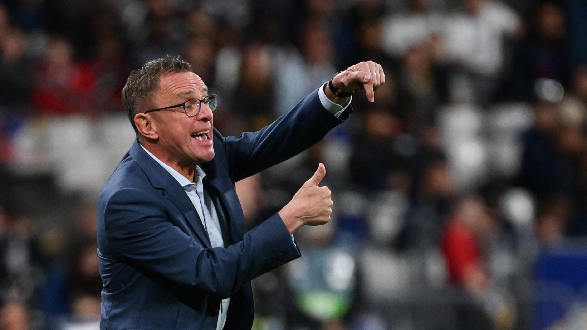 صورة بعنوان: رالف رانجنيك يرفض تدريب بايرن ميونخ الألماني 
