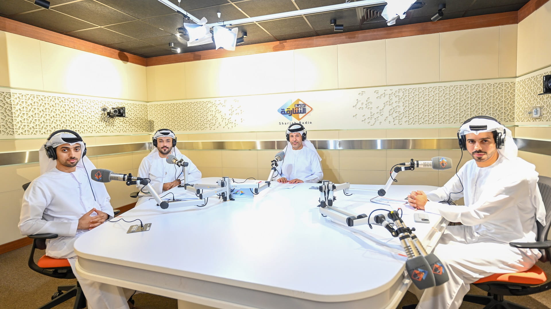 صورة بعنوان: أمان يا بلادي يناقش إجراءات السلامة على شواطئ الشارقة 