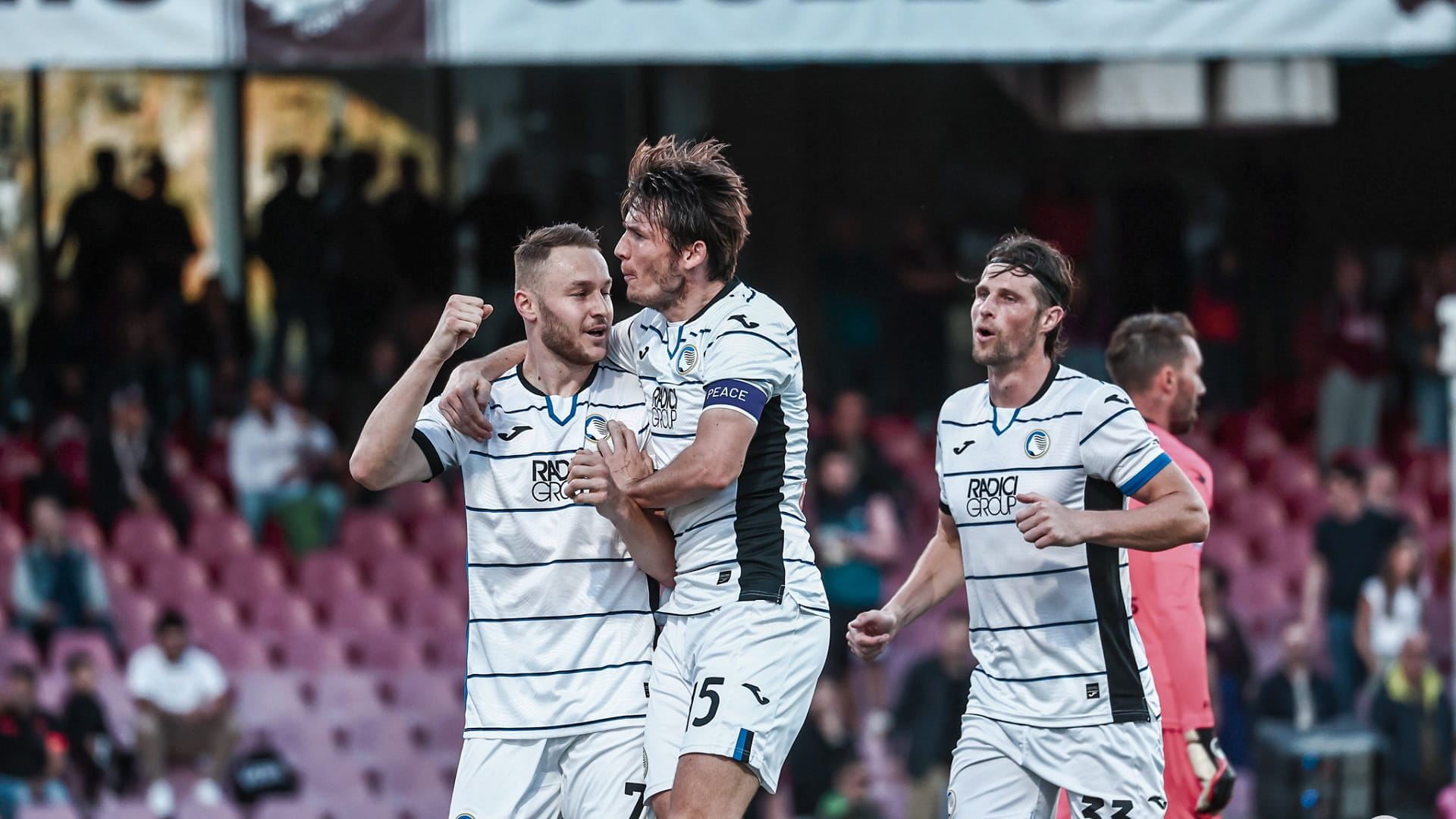 صورة بعنوان: أتالانتا يتخطى ساليرنيتانا في الدوري الإيطالي 