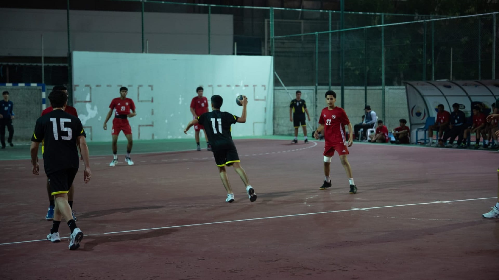 صورة بعنوان: مجلس الشارقة الرياضي يستأنف منافسات بطولة كرة اليد  