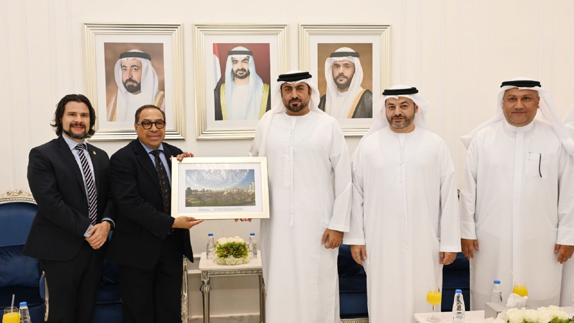 صورة بعنوان: غرفة الشارقة تبحث التعاون الاستثماري مع غواتيمالا بالقطاع السياحي 