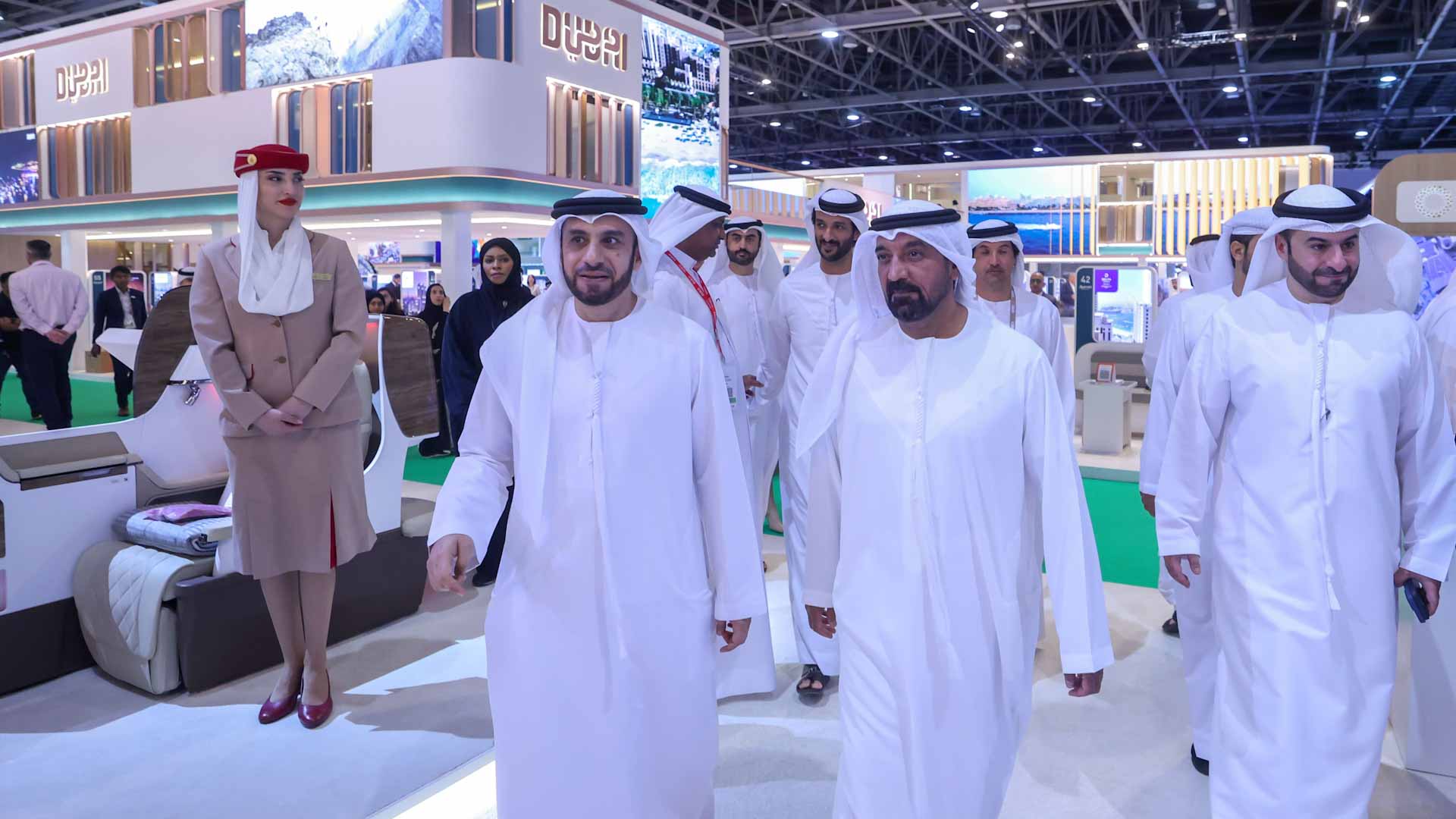 صورة بعنوان: أحمد بن سعيد يفتتح فعاليات معرض سوق السفر العربي 2024 