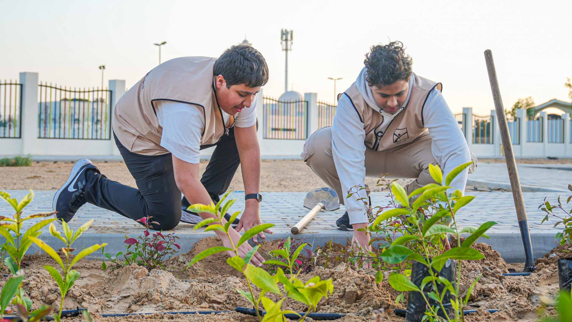 Image for the title: "Sharjah Youth" pulls curtain down on agricultural campaign 