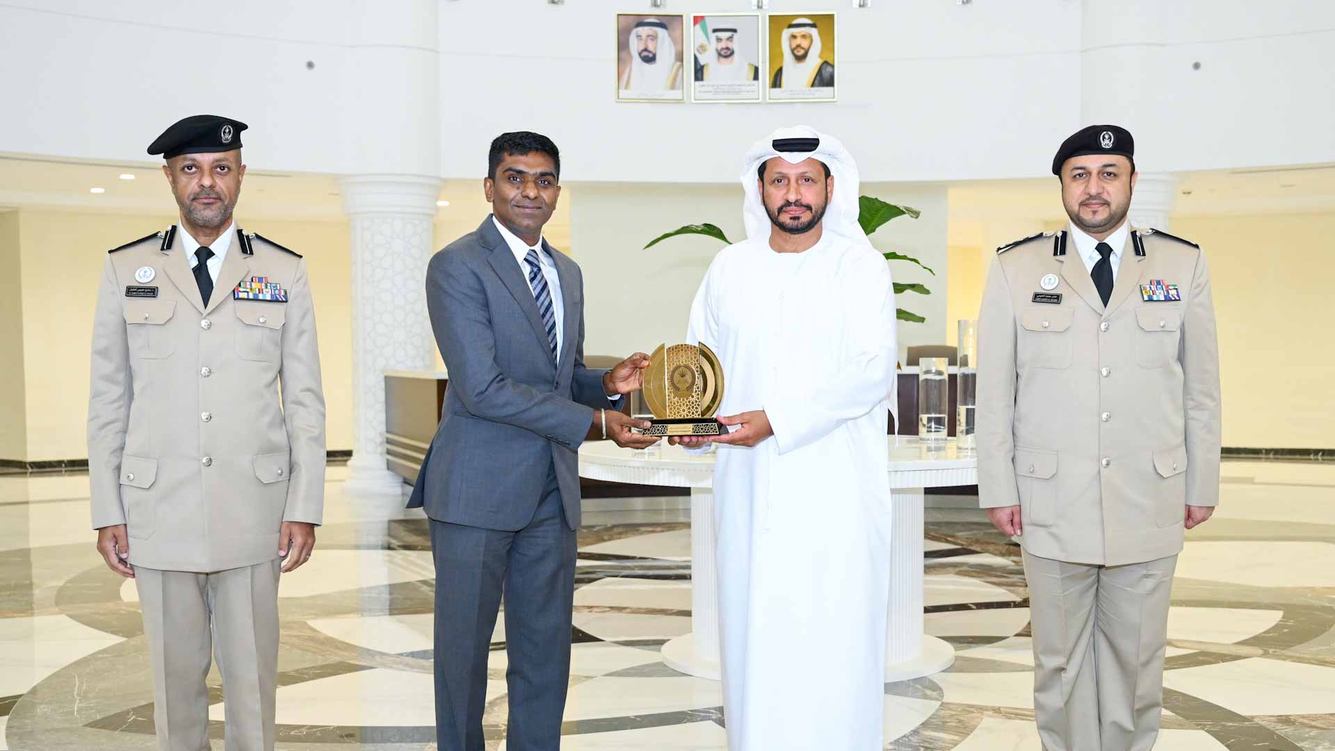 Image for the title: Al Shamsi receives Consul-General of India 