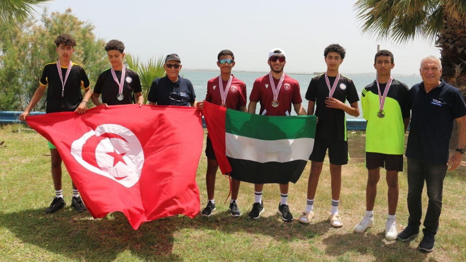 صورة بعنوان: لاعبا الحمرية للتجديف يُحرزان ذهبية زوجي ناشئين في بطولة تونس 