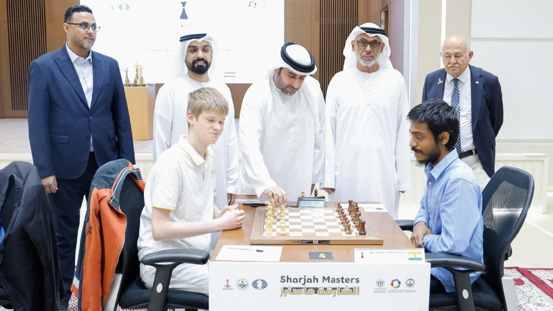 صورة بعنوان: سالم عبد الرحمن يعزز حظوظه ببطولة الشارقة الدولية للشطرنج 