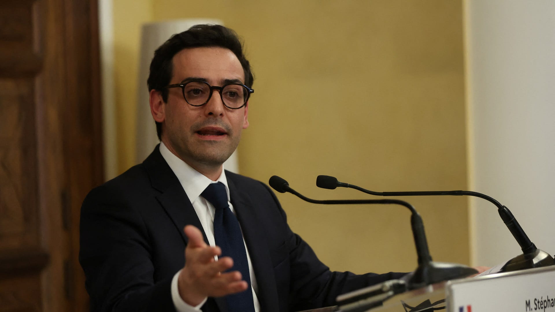 صورة بعنوان: وزير خارجية فرنسا: الظروف لم تتهيأ بعد للاعتراف بدولة فلسطينية 